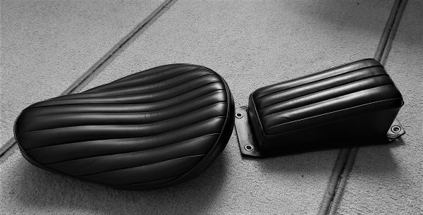Bates Style Seat - Tuck and roll - Image 2