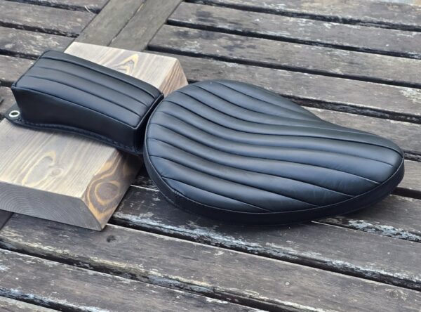 Bates Style Seat - Tuck and roll - Image 14