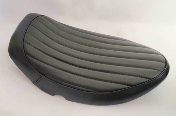 Tuck and roll FL/FX seats - Image 2