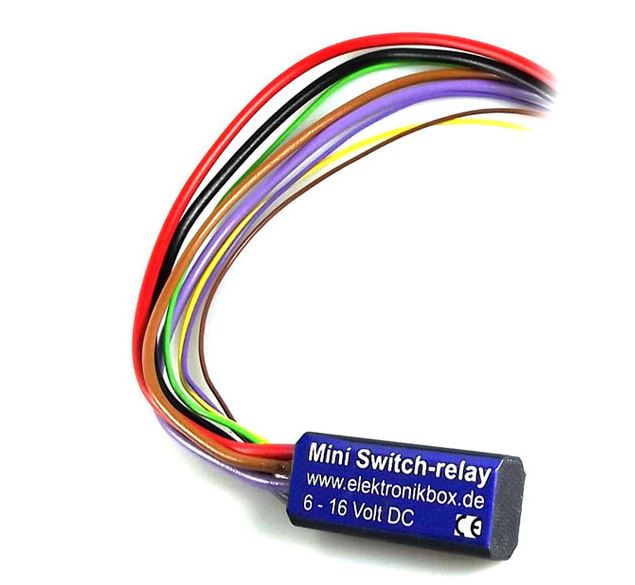 Mini switch relay
